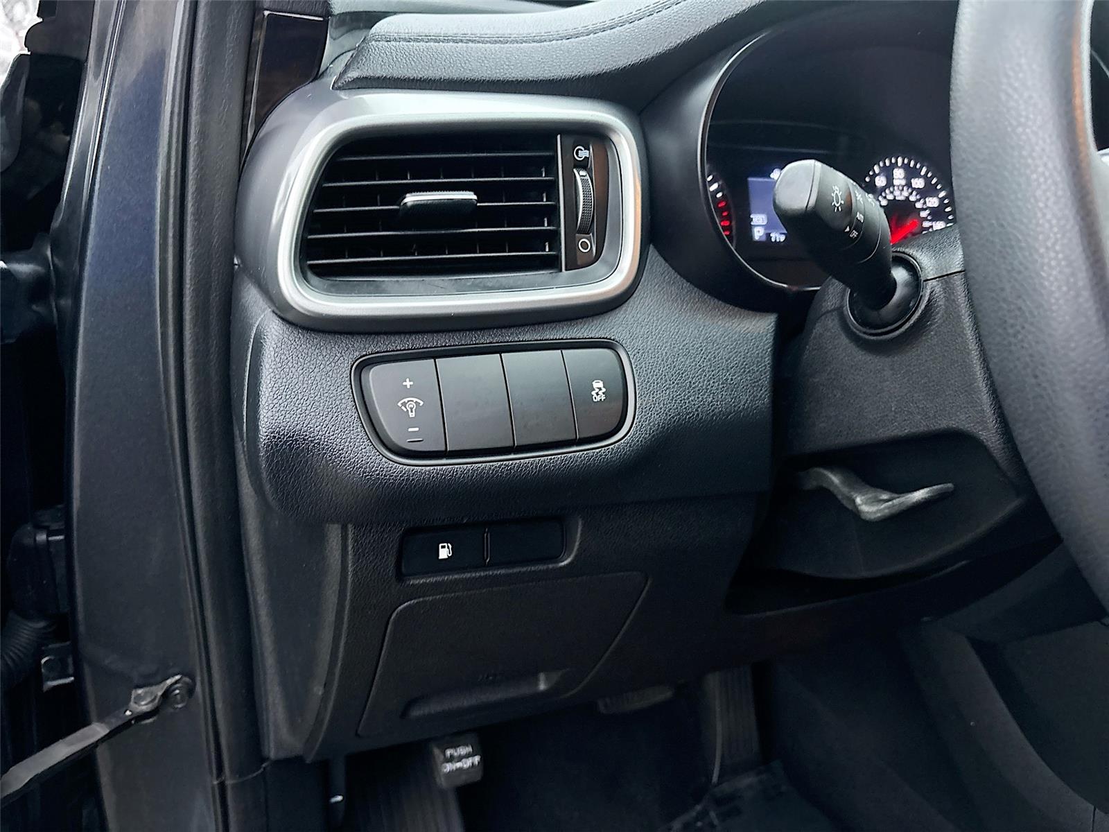 2020 Kia Sorento LX V6