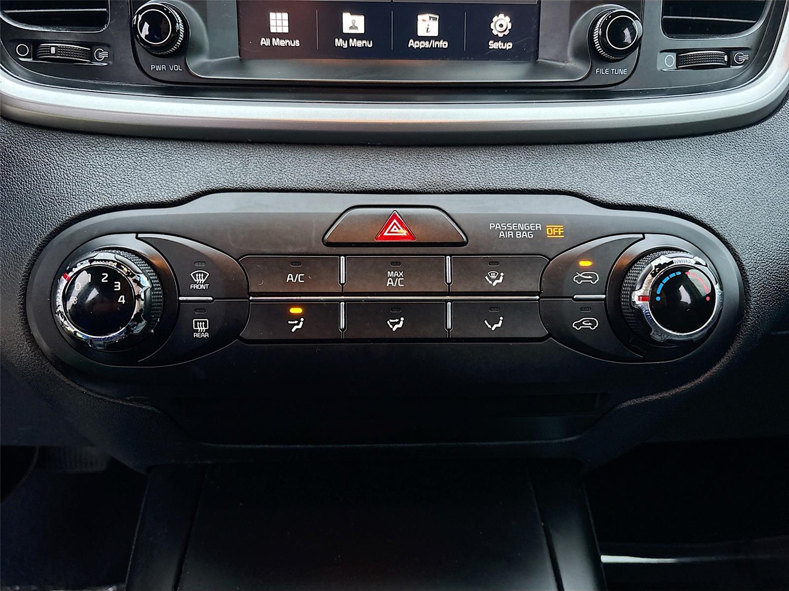 2020 Kia Sorento LX V6