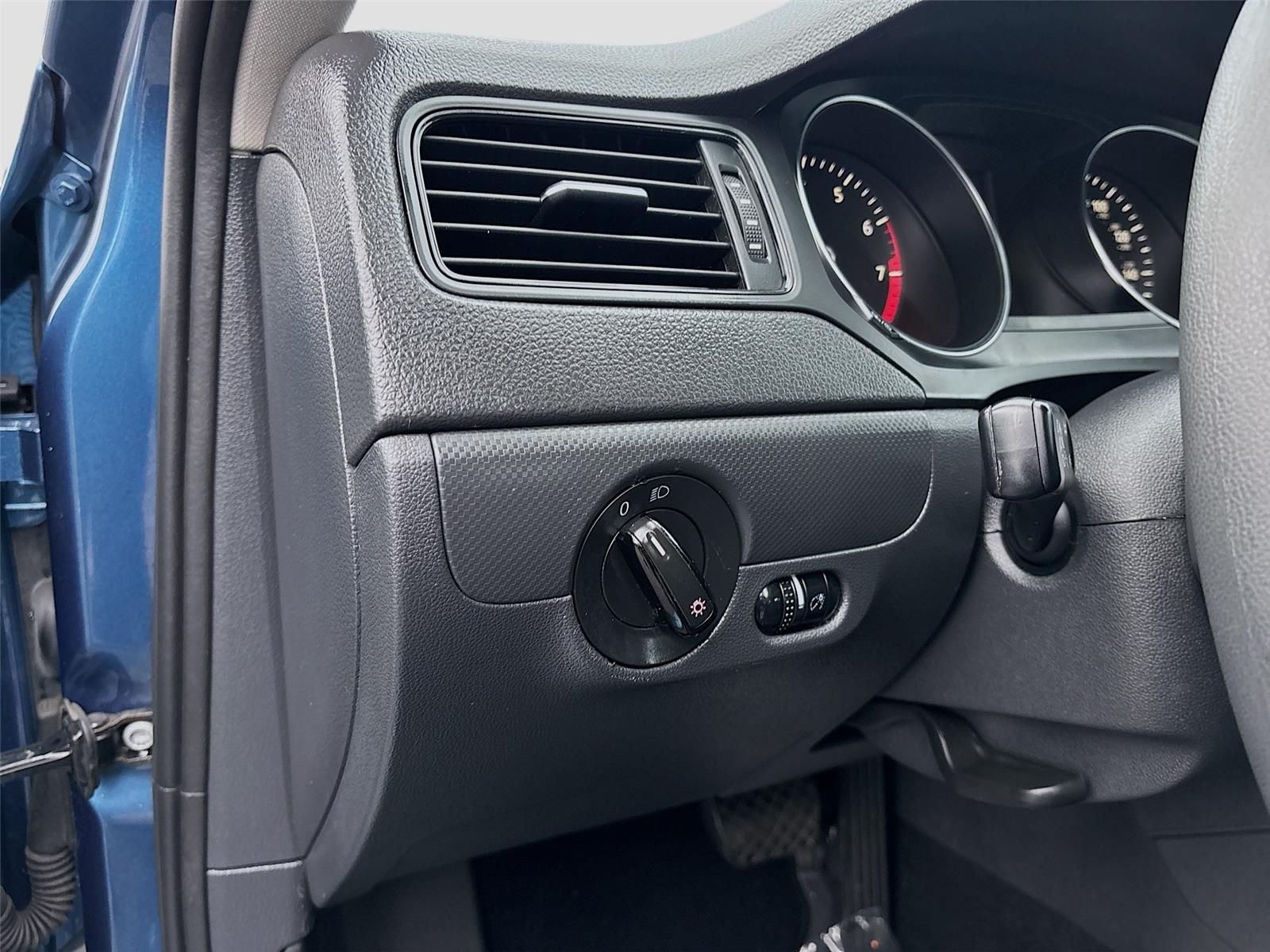 2015 Volkswagen Jetta Sedan 2.0L S