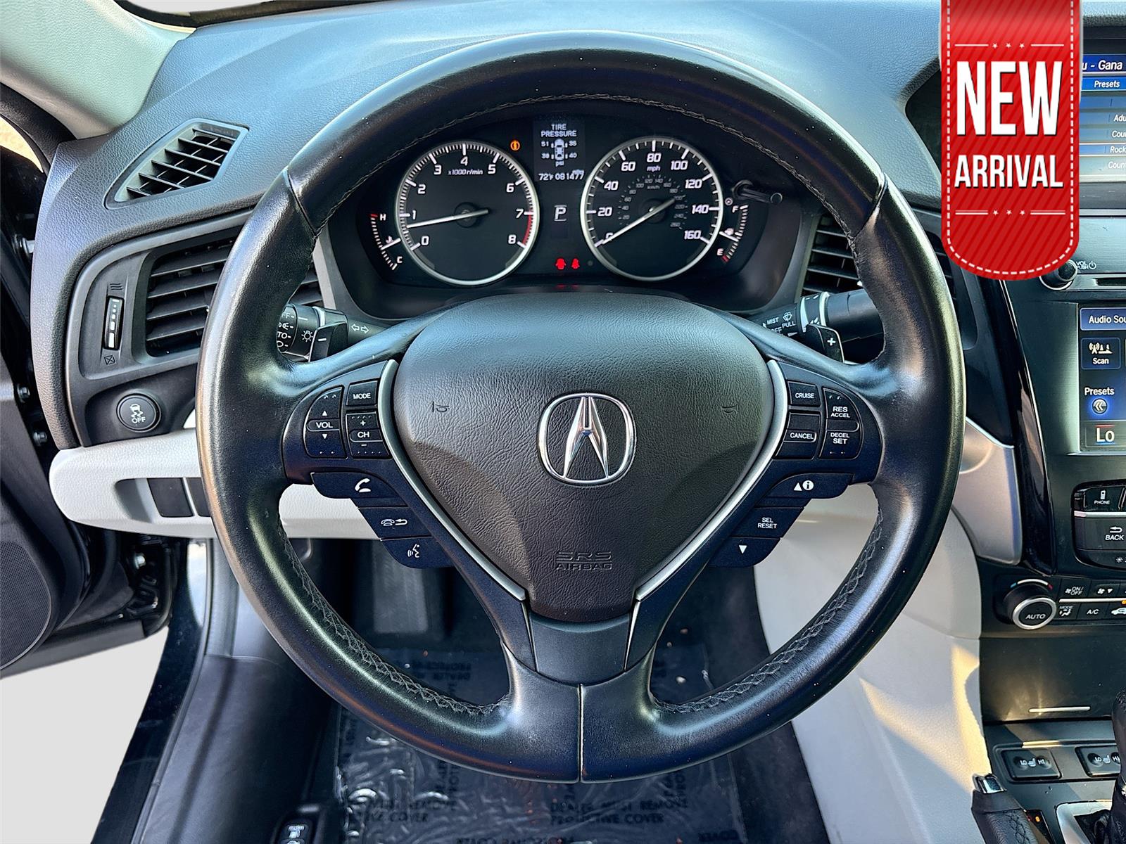 2017 Acura ILX w/Premium Pkg