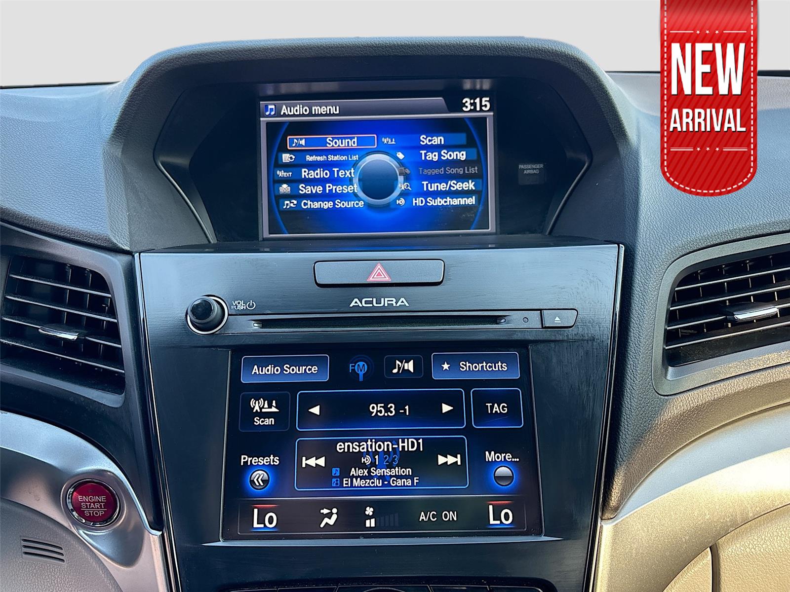 2017 Acura ILX w/Premium Pkg