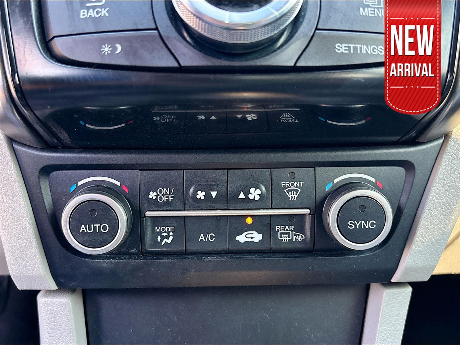 2017 Acura ILX w/Premium Pkg