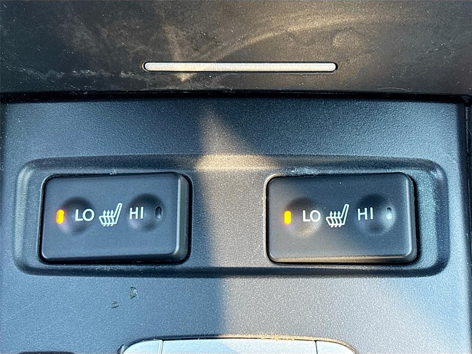 2017 Acura ILX w/Premium Pkg