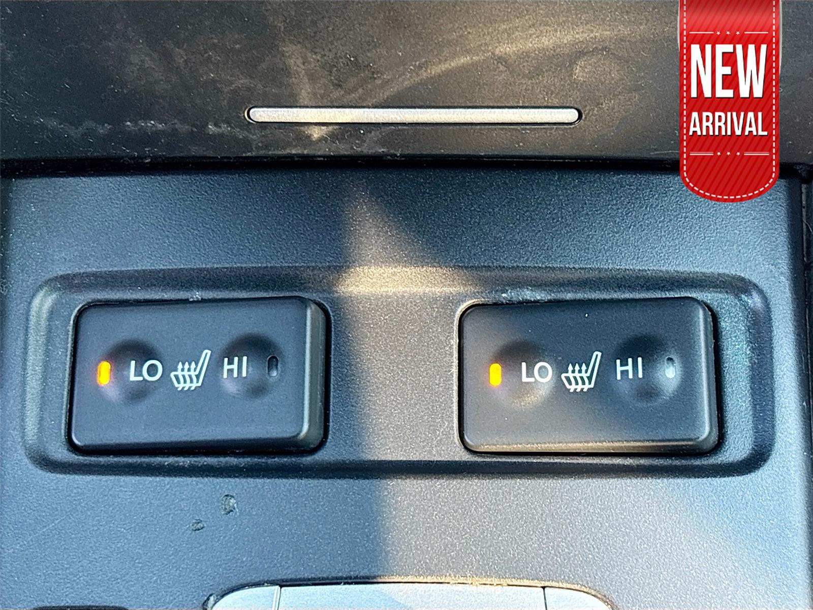 2017 Acura ILX w/Premium Pkg