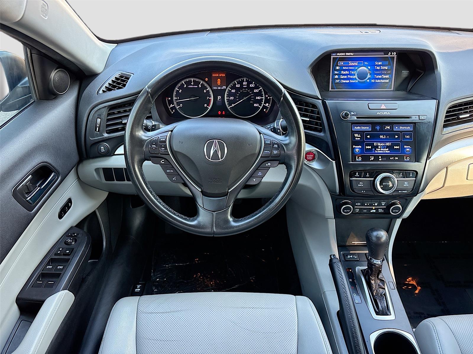 2017 Acura ILX w/Premium Pkg