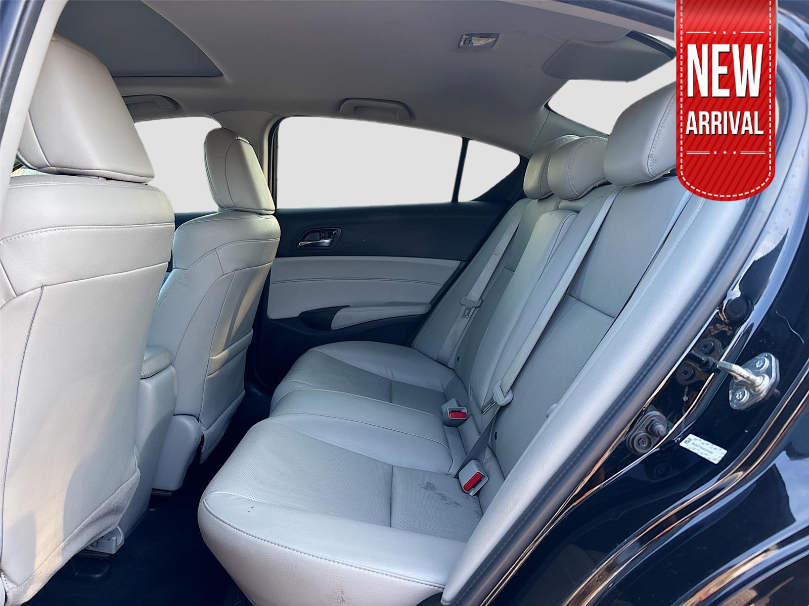 2017 Acura ILX w/Premium Pkg