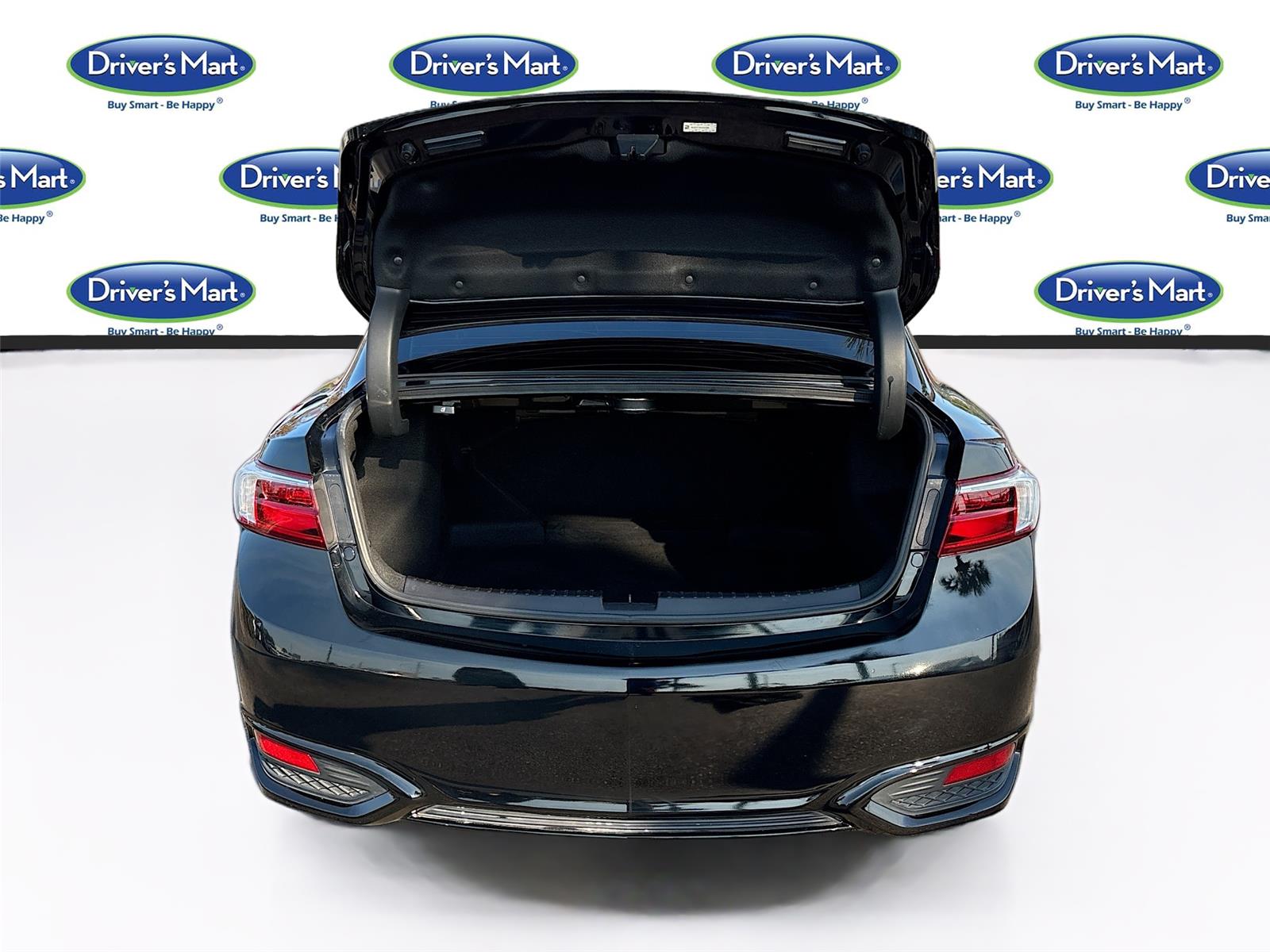 2017 Acura ILX w/Premium Pkg