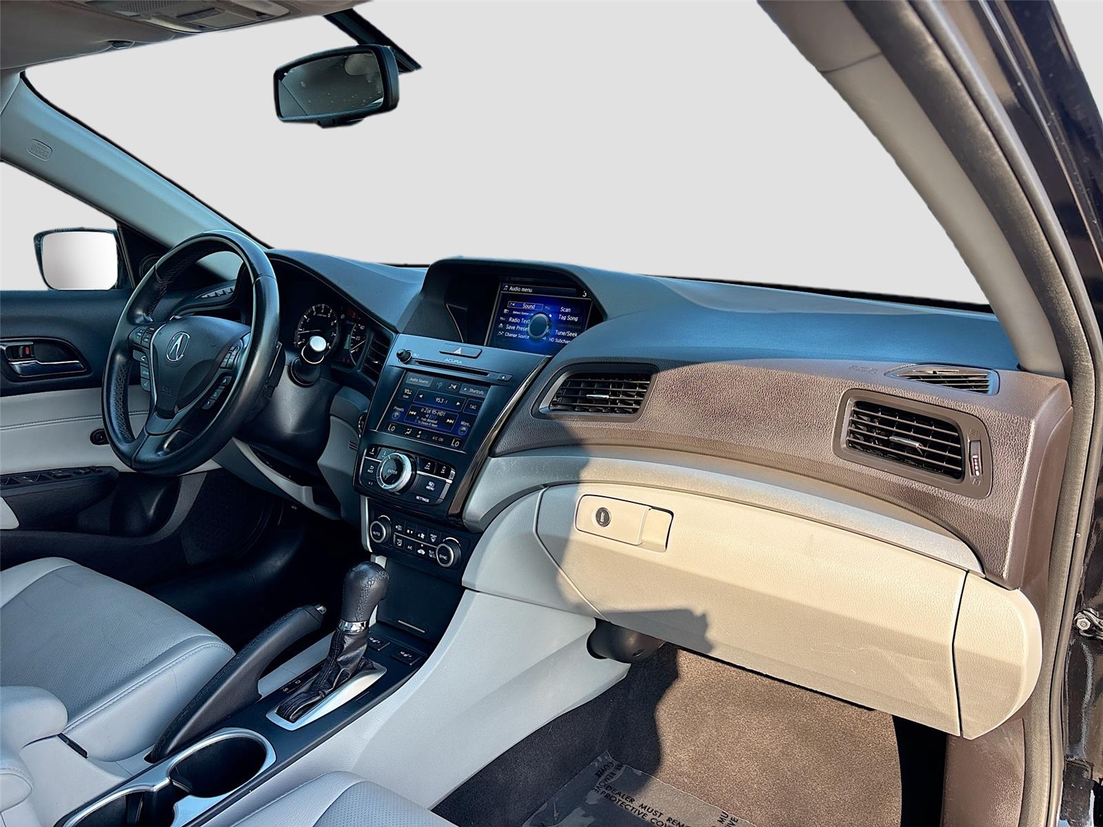 2017 Acura ILX w/Premium Pkg