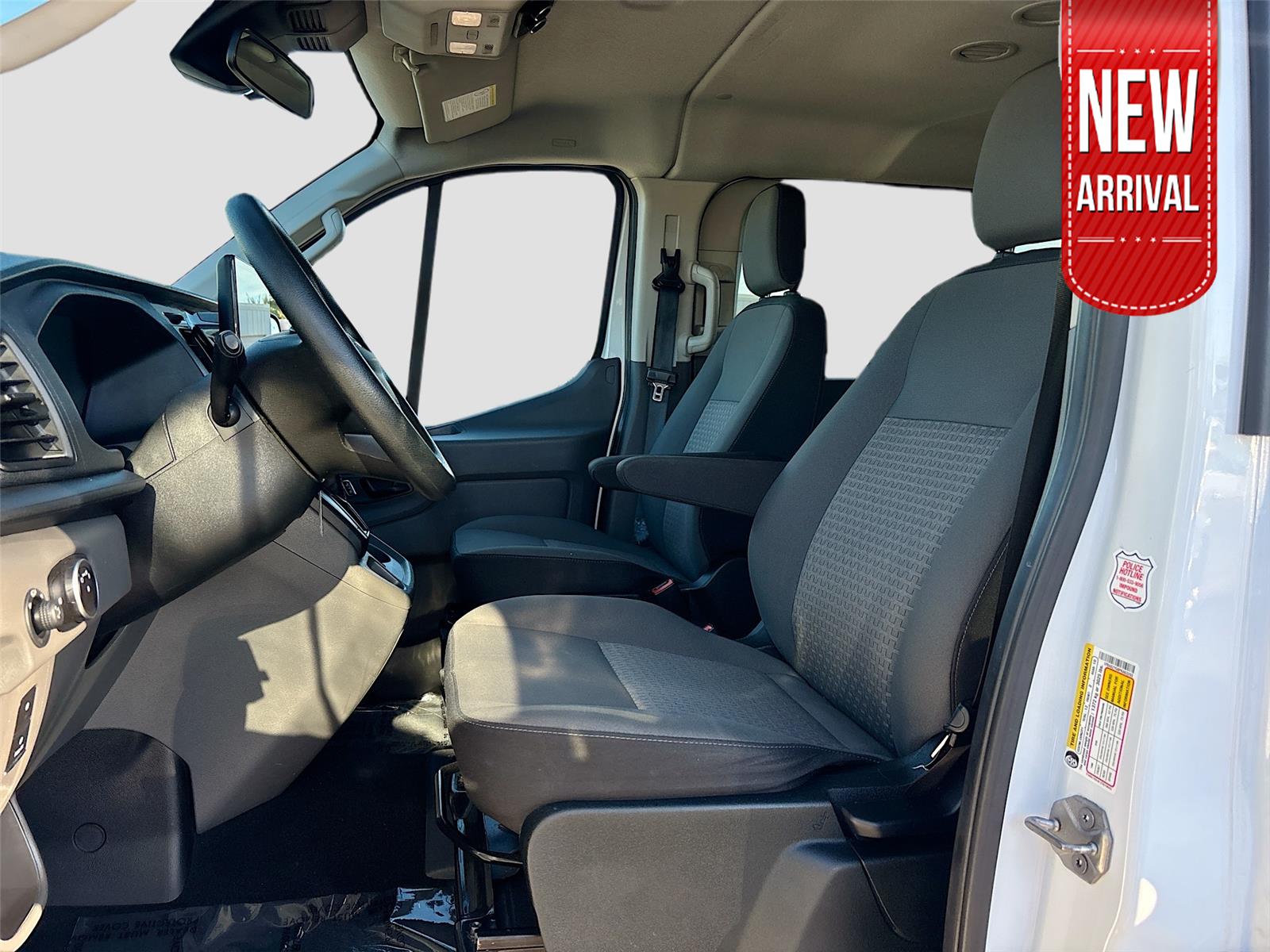 2023 Ford Transit 350 XLT