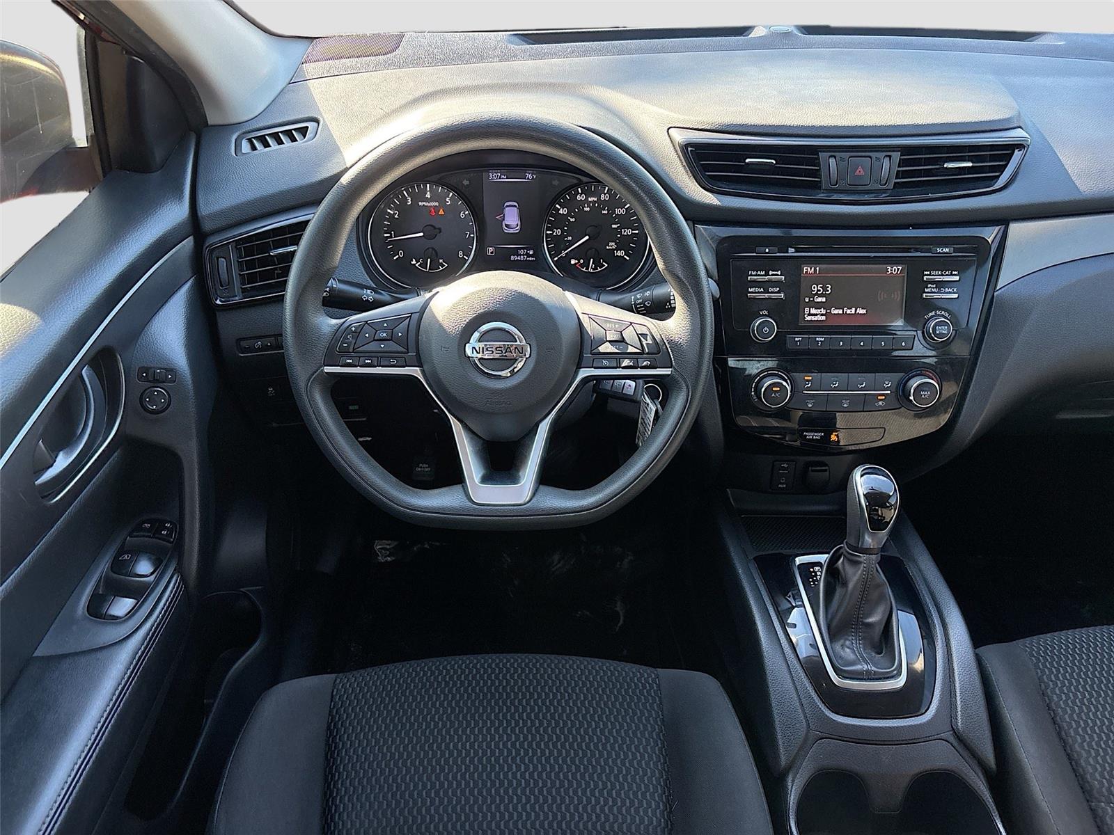 2017 Nissan Rogue Sport S