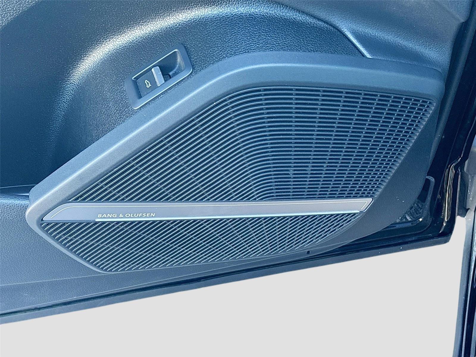 2022 Audi Q5 S line Prestige