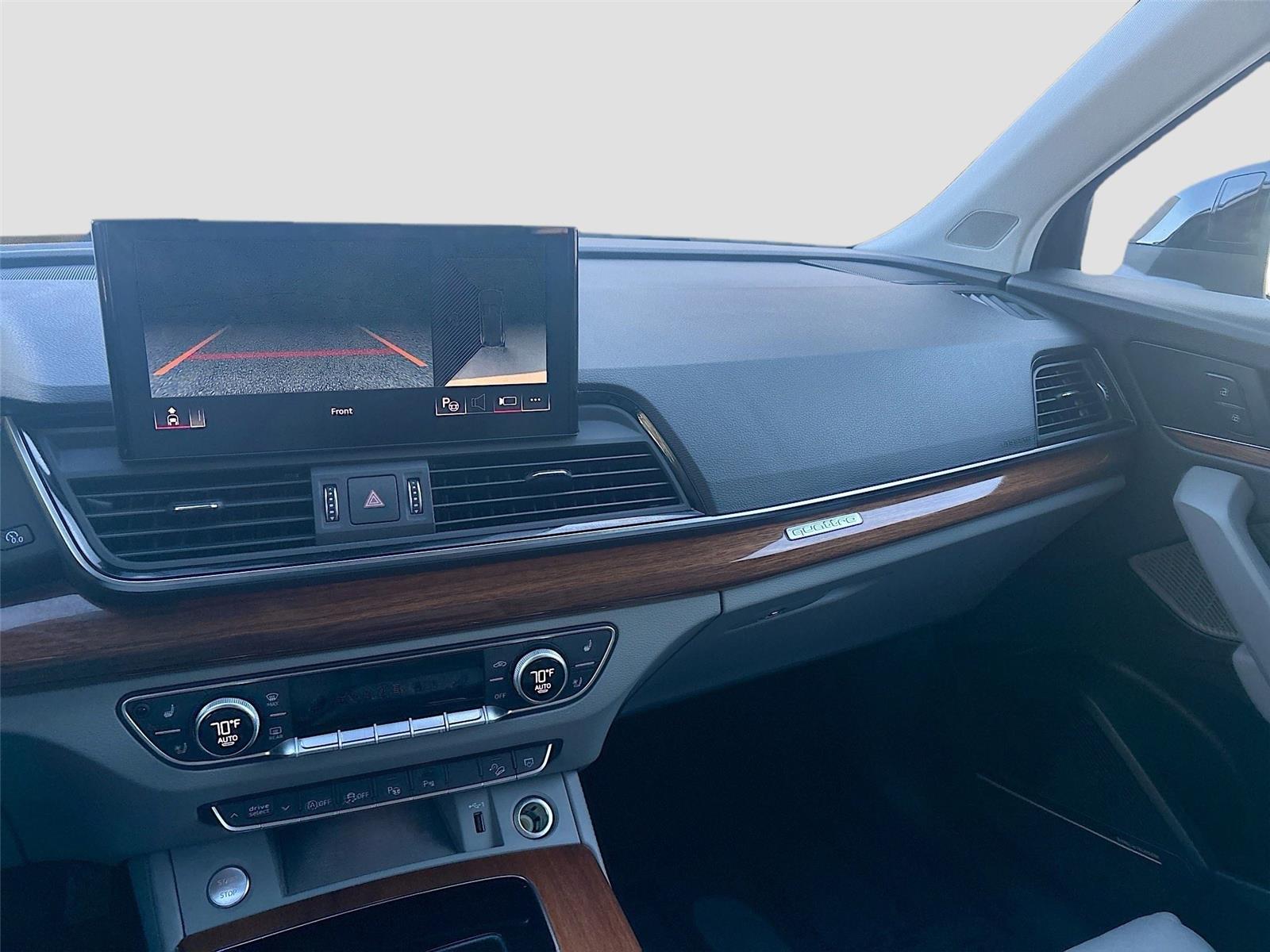 2022 Audi Q5 S line Prestige