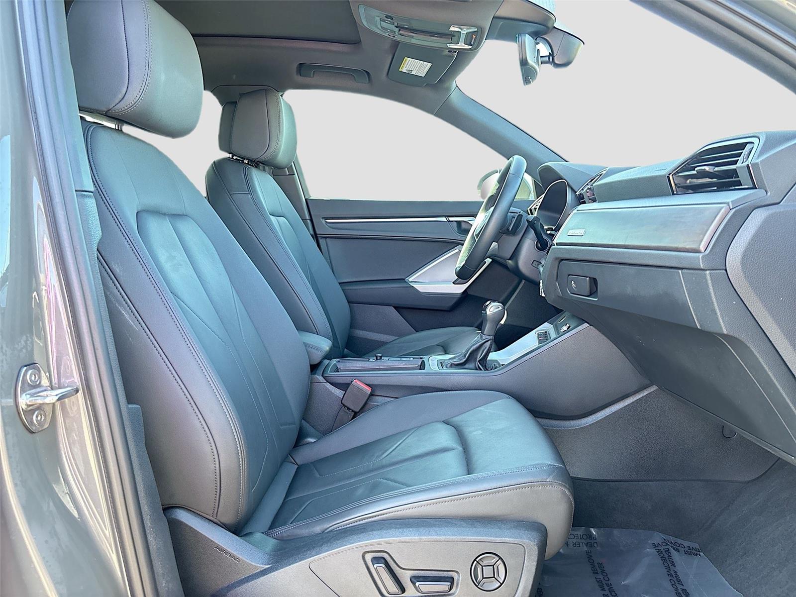 2024 Audi Q3 S line Premium Plus