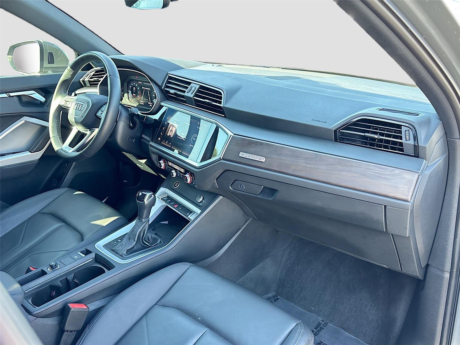 2024 Audi Q3 S line Premium Plus