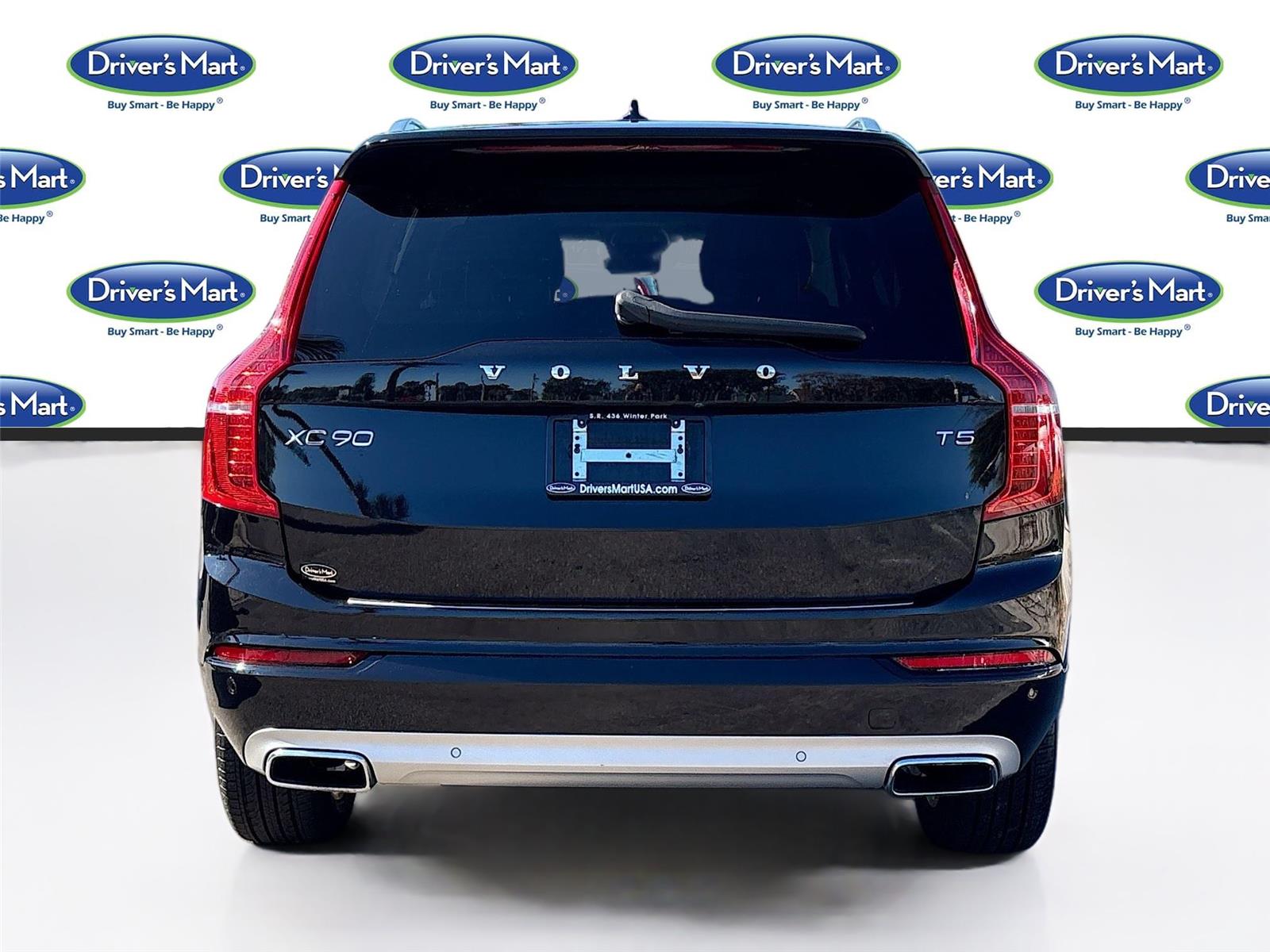 2021 Volvo XC90 Momentum