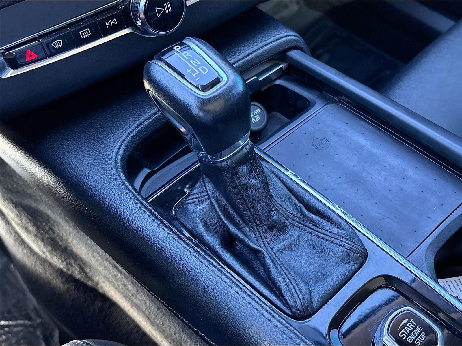 2021 Volvo XC90 Momentum