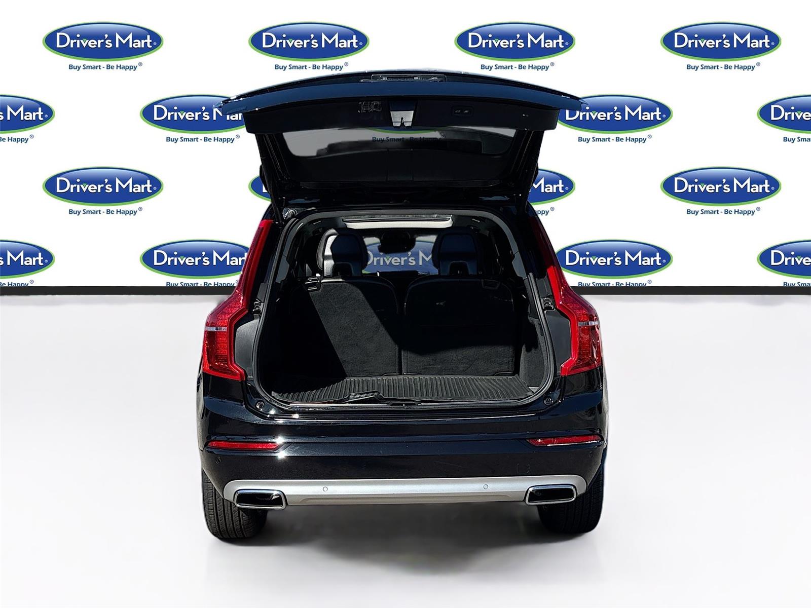 2021 Volvo XC90 Momentum