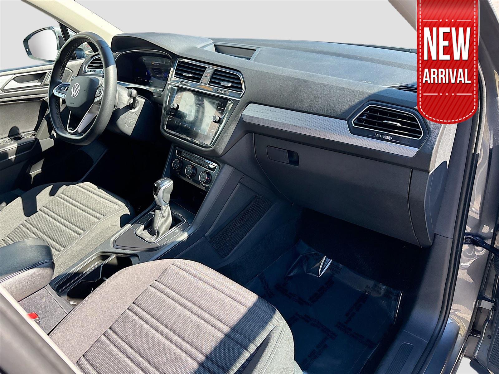 2024 VOLKSWAGEN TIGUAN S