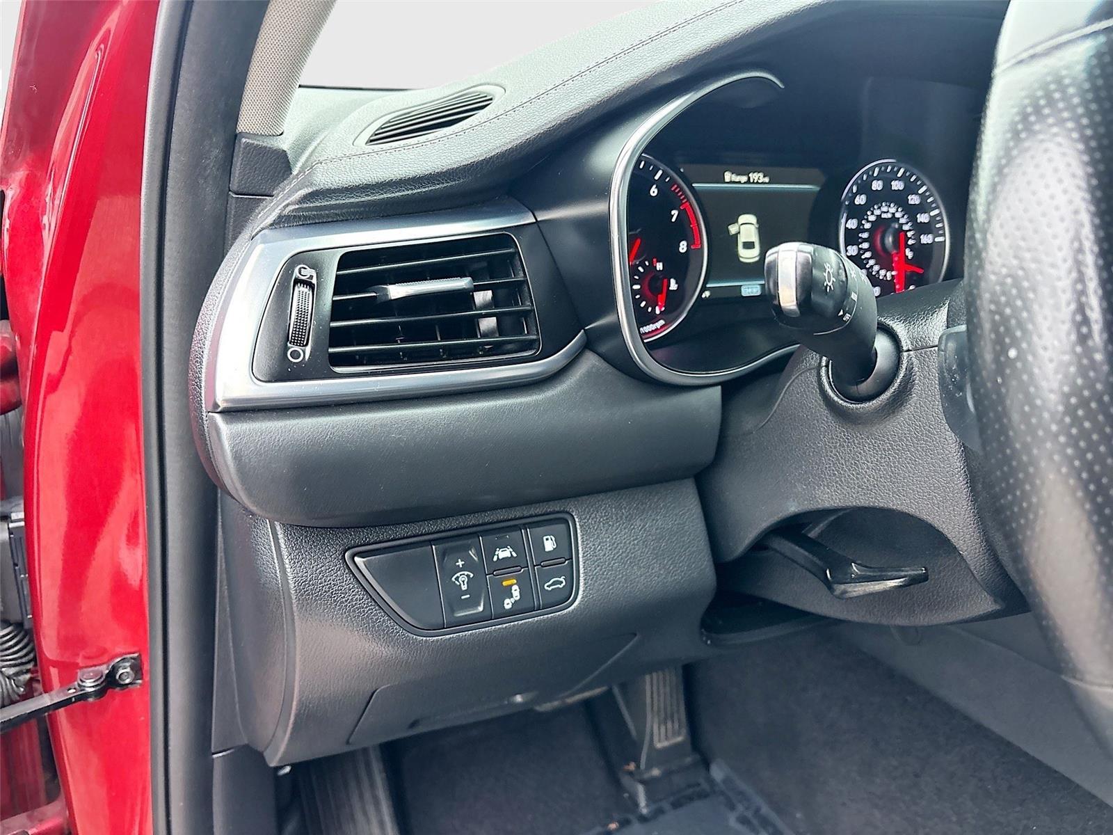 2021 Genesis G70 2.0T