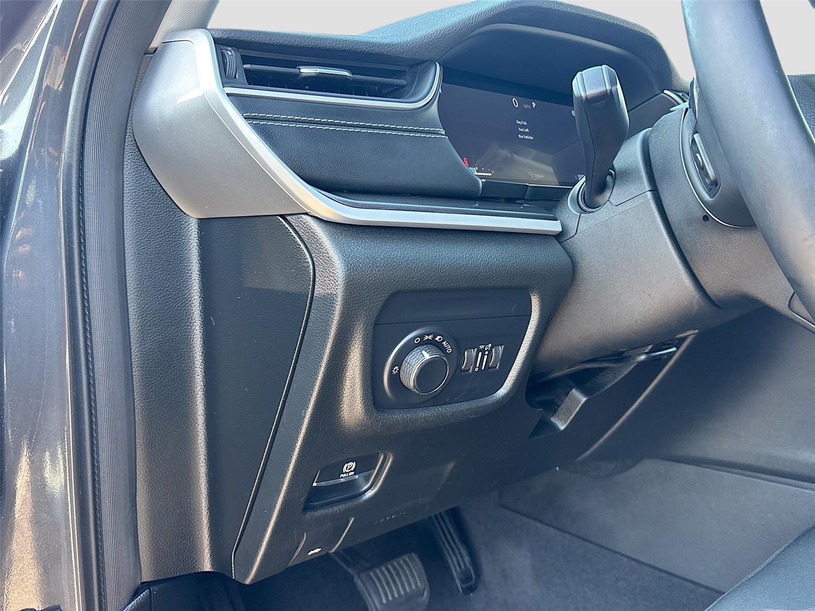 2021 Jeep Grand Cherokee L Laredo