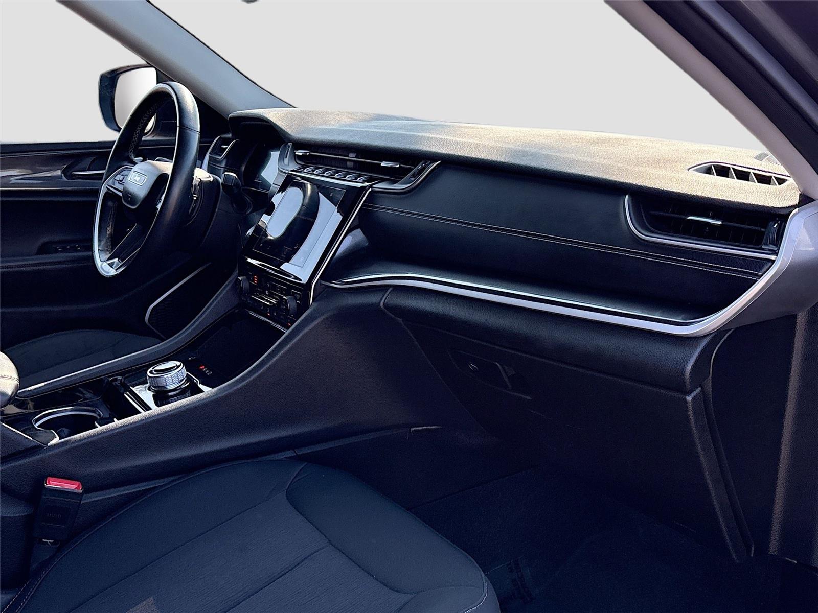 2021 Jeep Grand Cherokee L Laredo