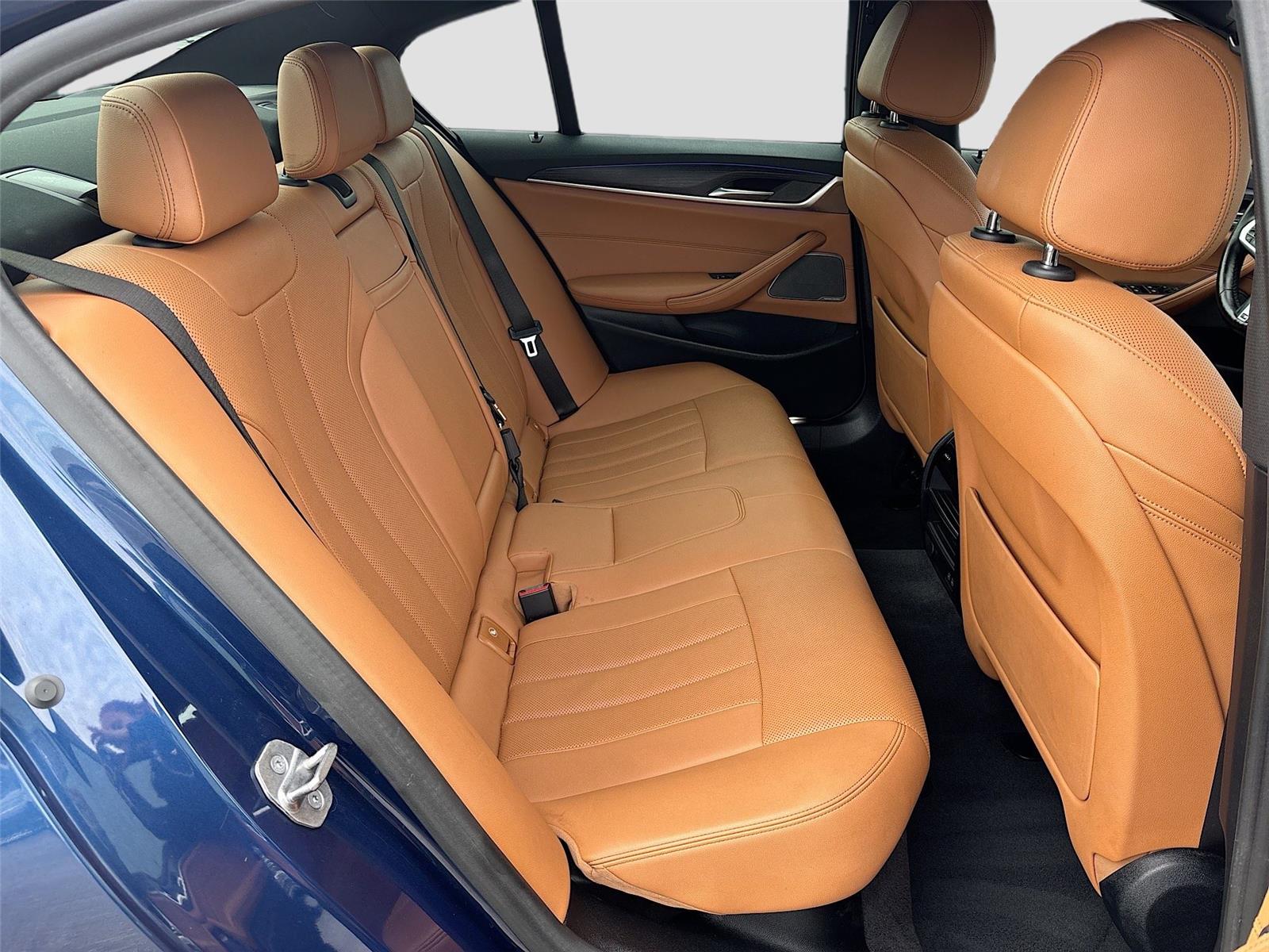 2021 BMW 5 Series 530i