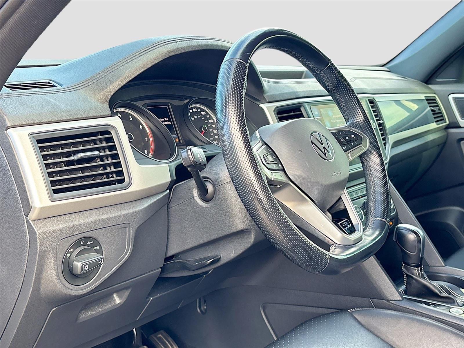 2021 Volkswagen Atlas Cross Sport 3.6L V6 SE w/Technology R-Line