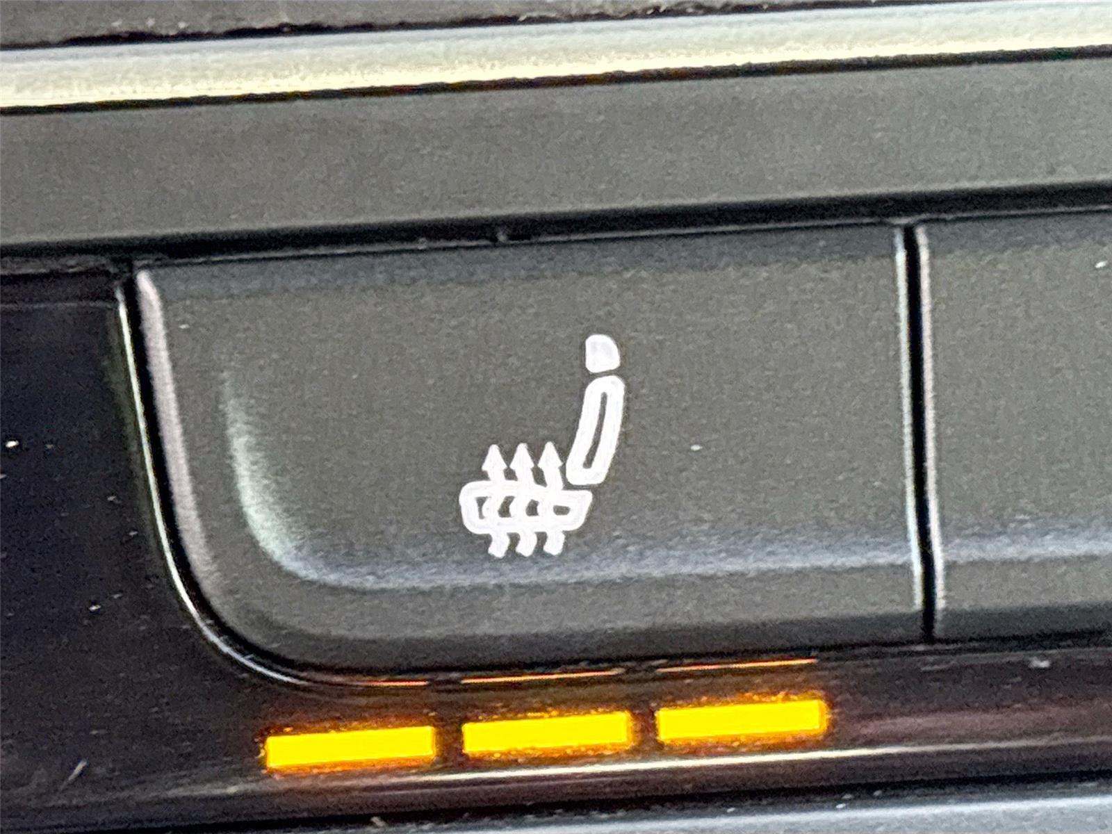 2021 Volkswagen Atlas Cross Sport 3.6L V6 SE w/Technology R-Line