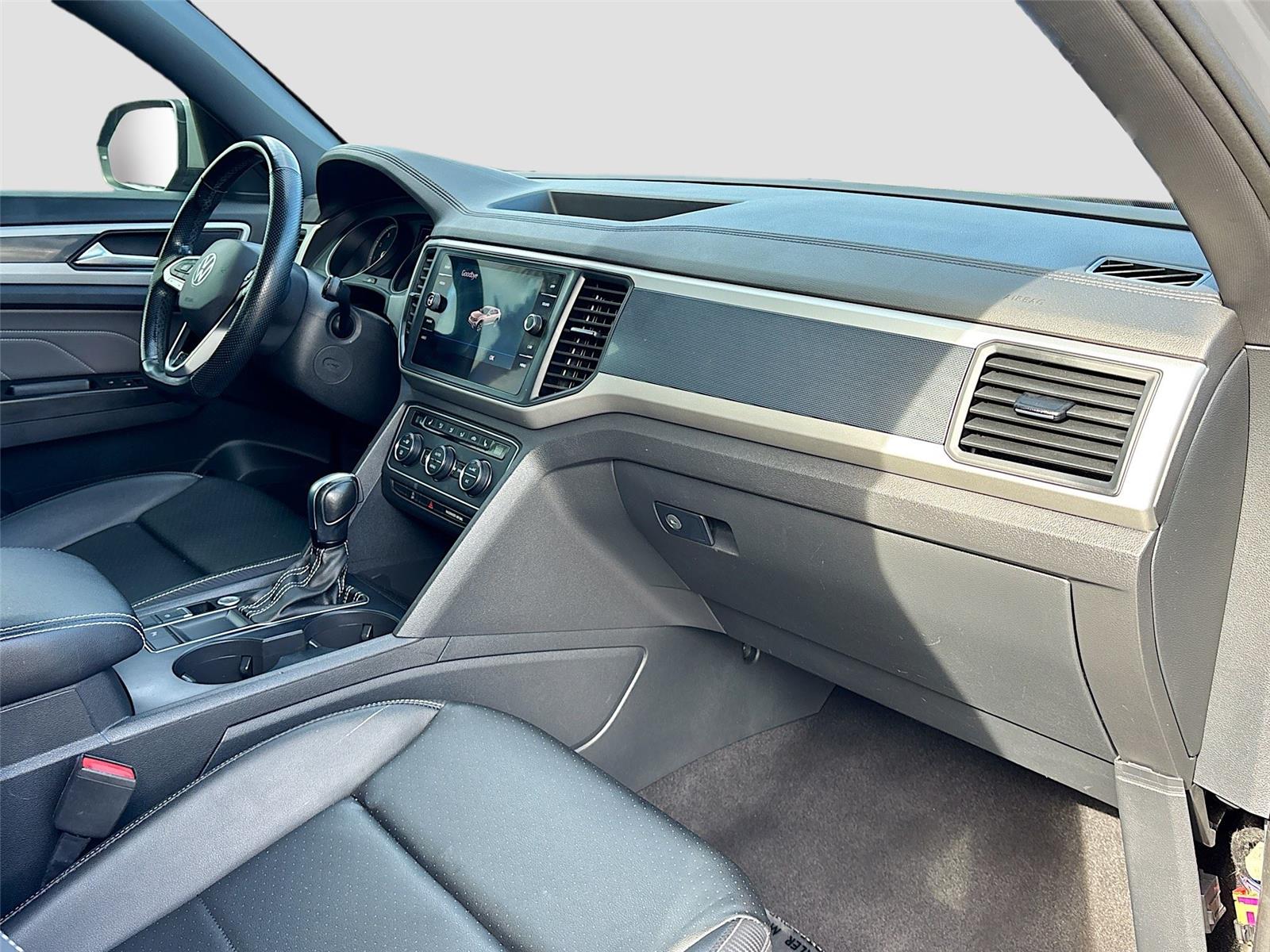 2021 Volkswagen Atlas Cross Sport 3.6L V6 SE w/Technology R-Line