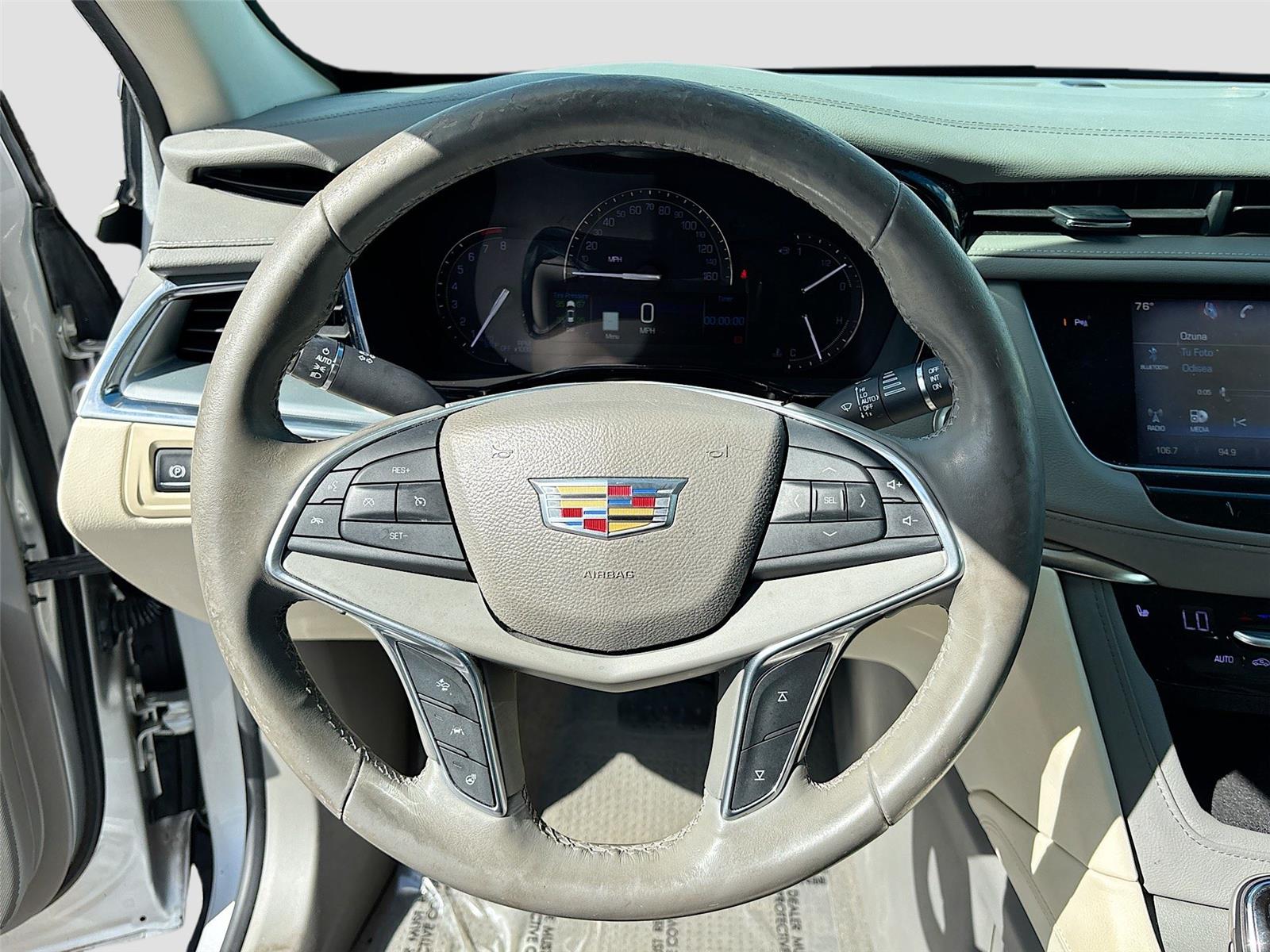 2017 Cadillac XT5 Luxury FWD