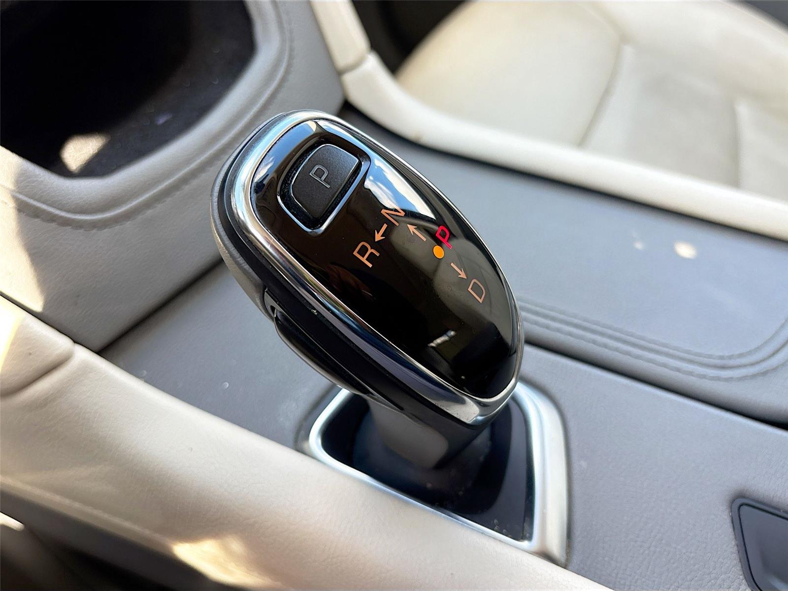 2017 Cadillac XT5 Luxury FWD