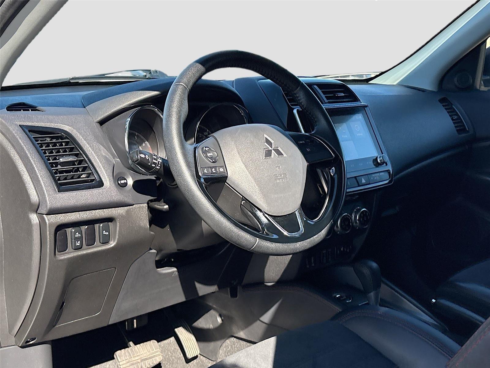 2024 Mitsubishi Outlander Sport ES