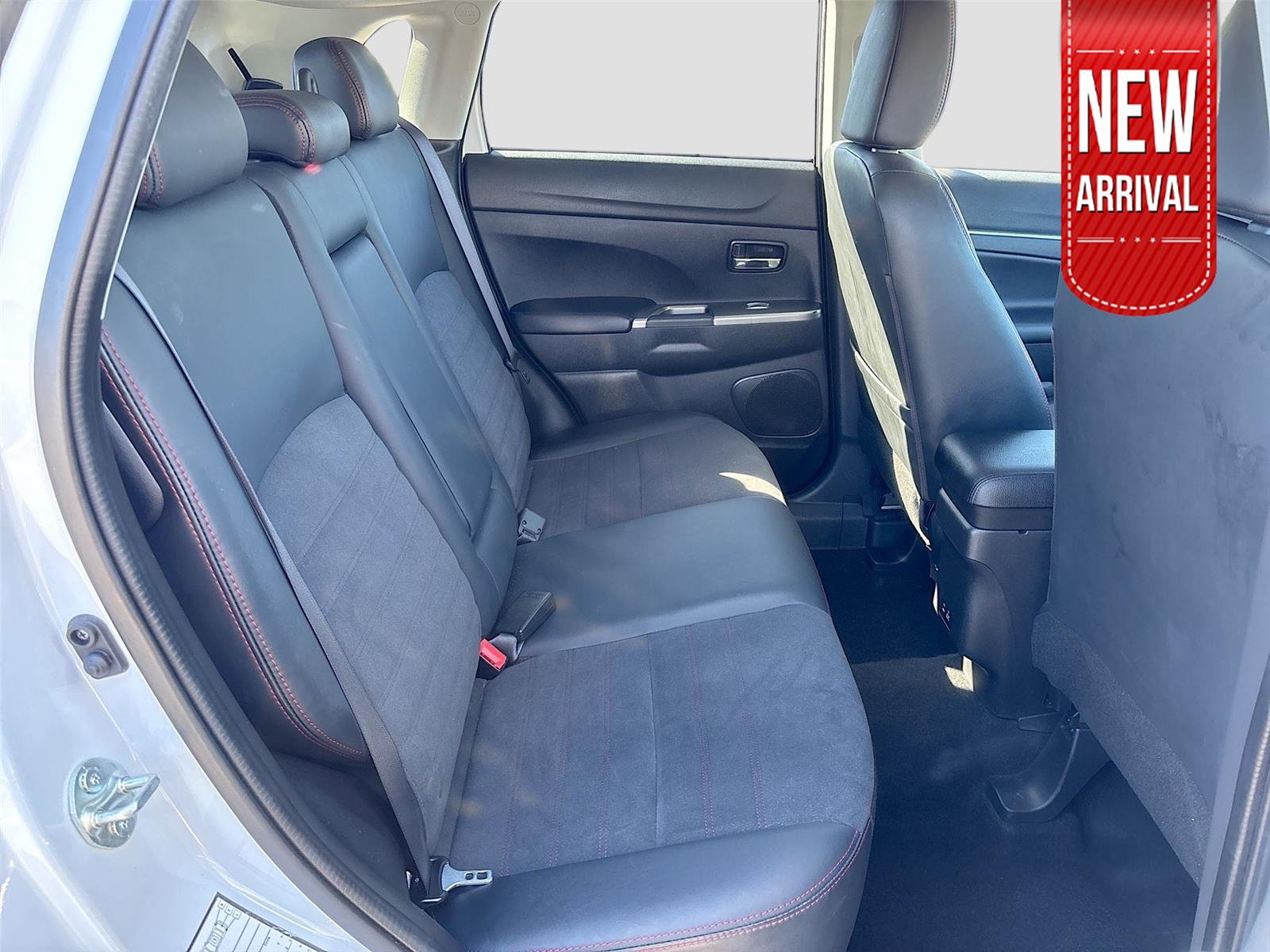 2024 Mitsubishi Outlander Sport ES