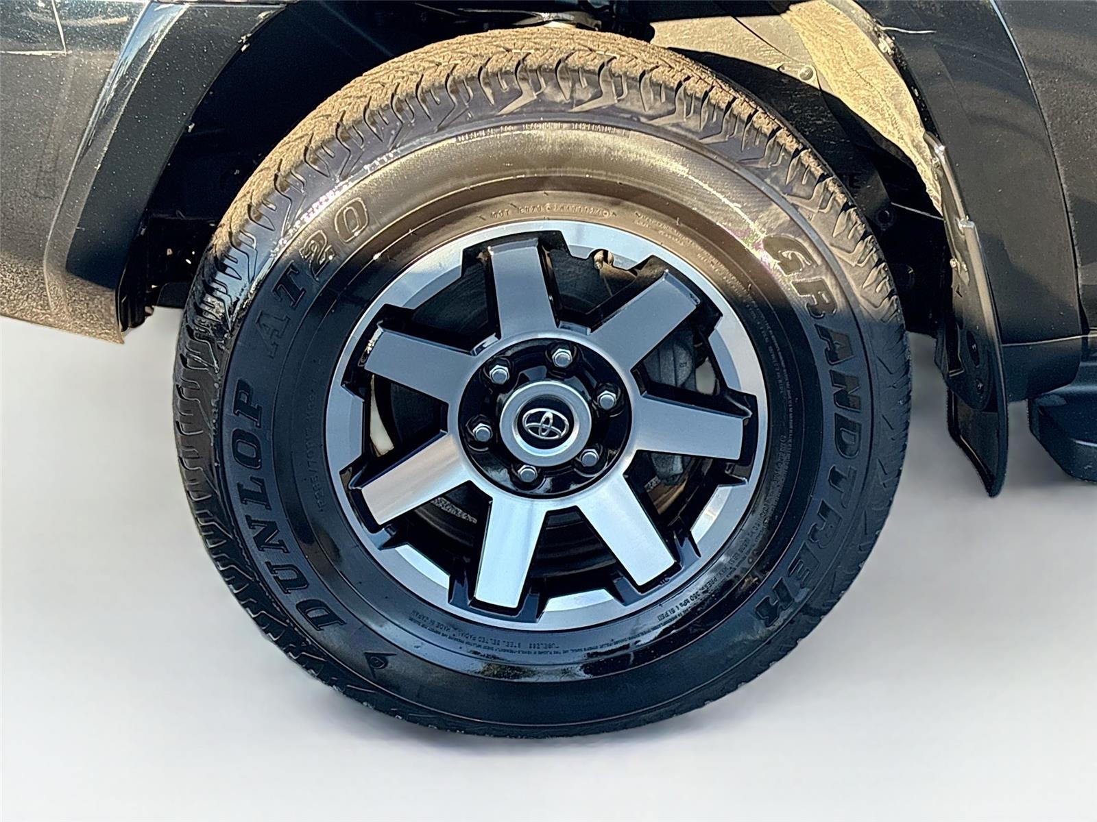 2024 Toyota 4Runner TRD Off-Road