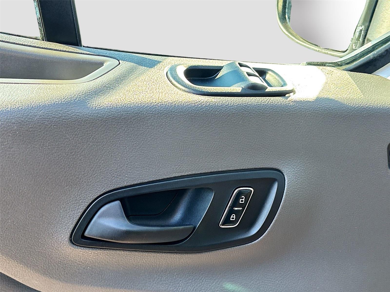 2023 Ford Transit 350 XLT