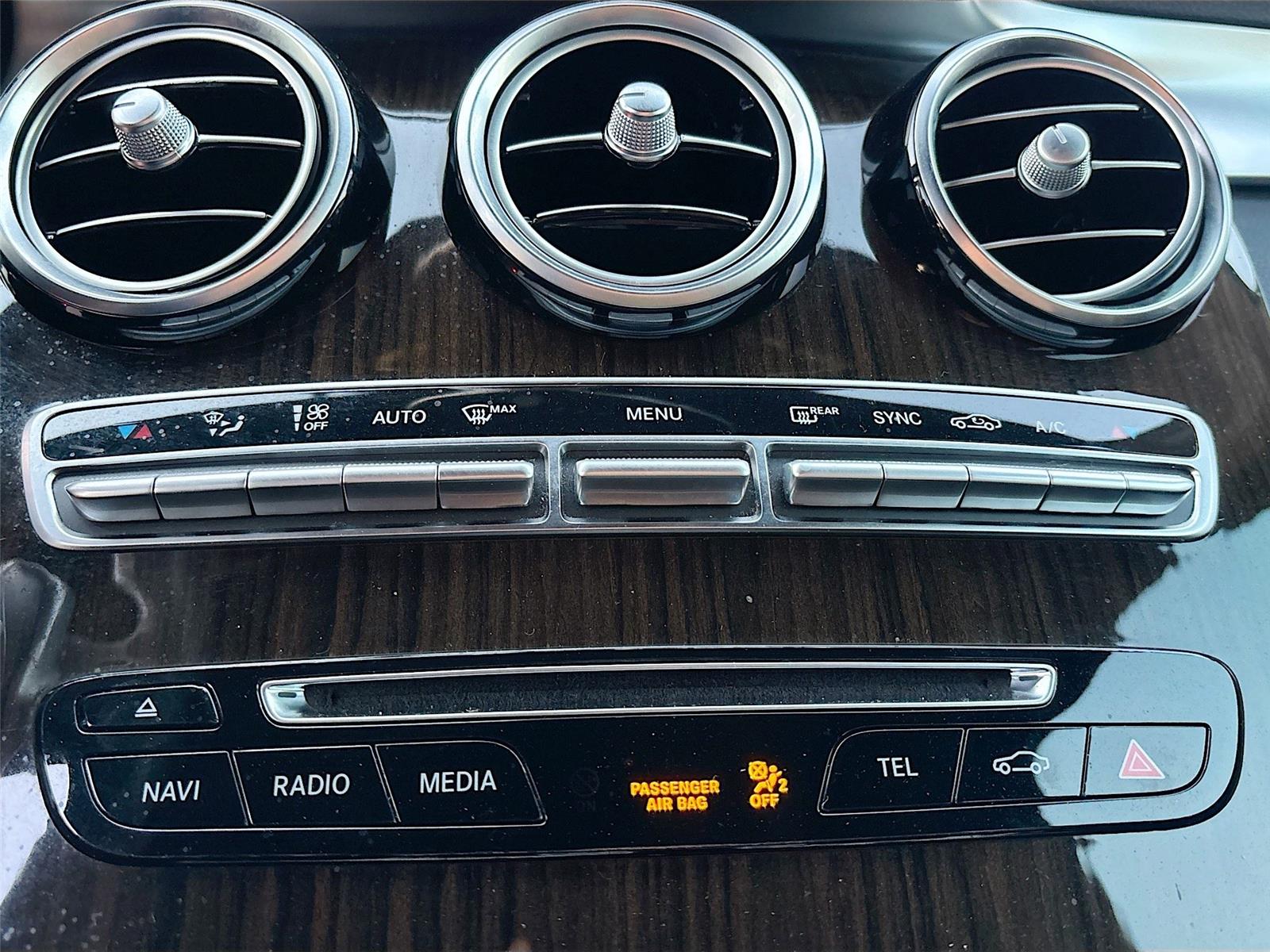 2019 MERCEDES-BEN GLC 300