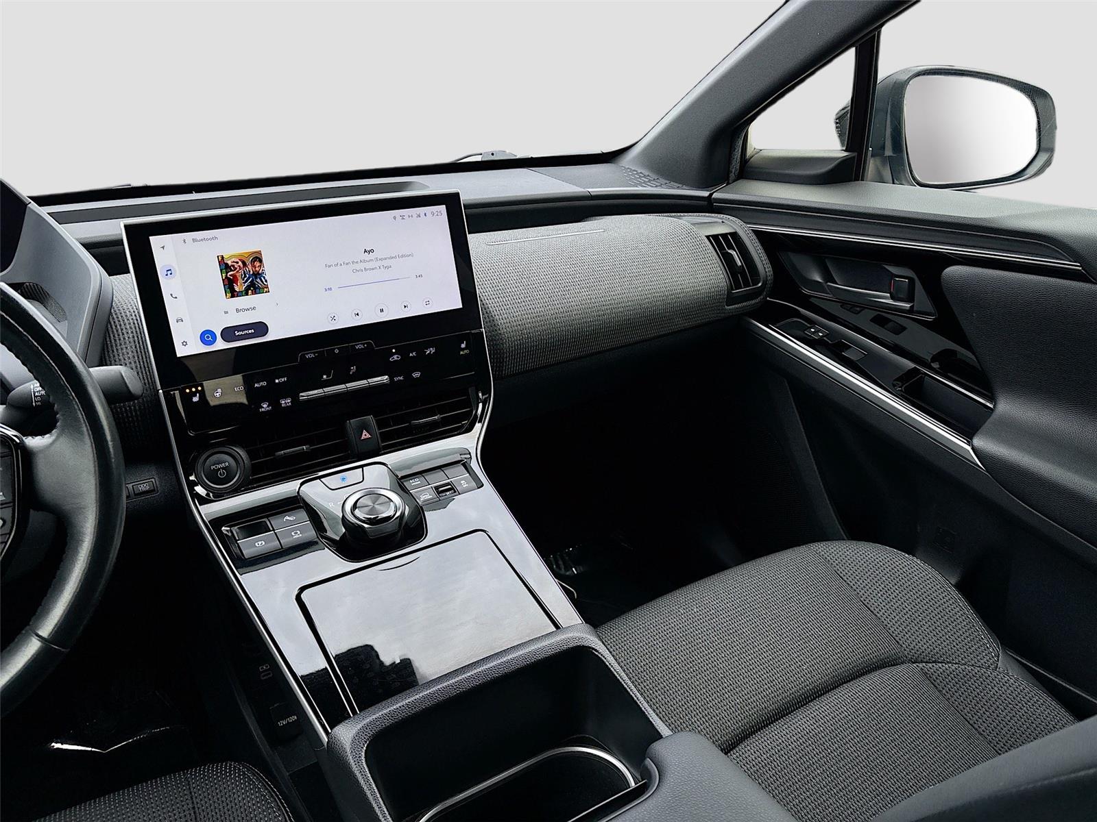 2023 Toyota bZ4X XLE