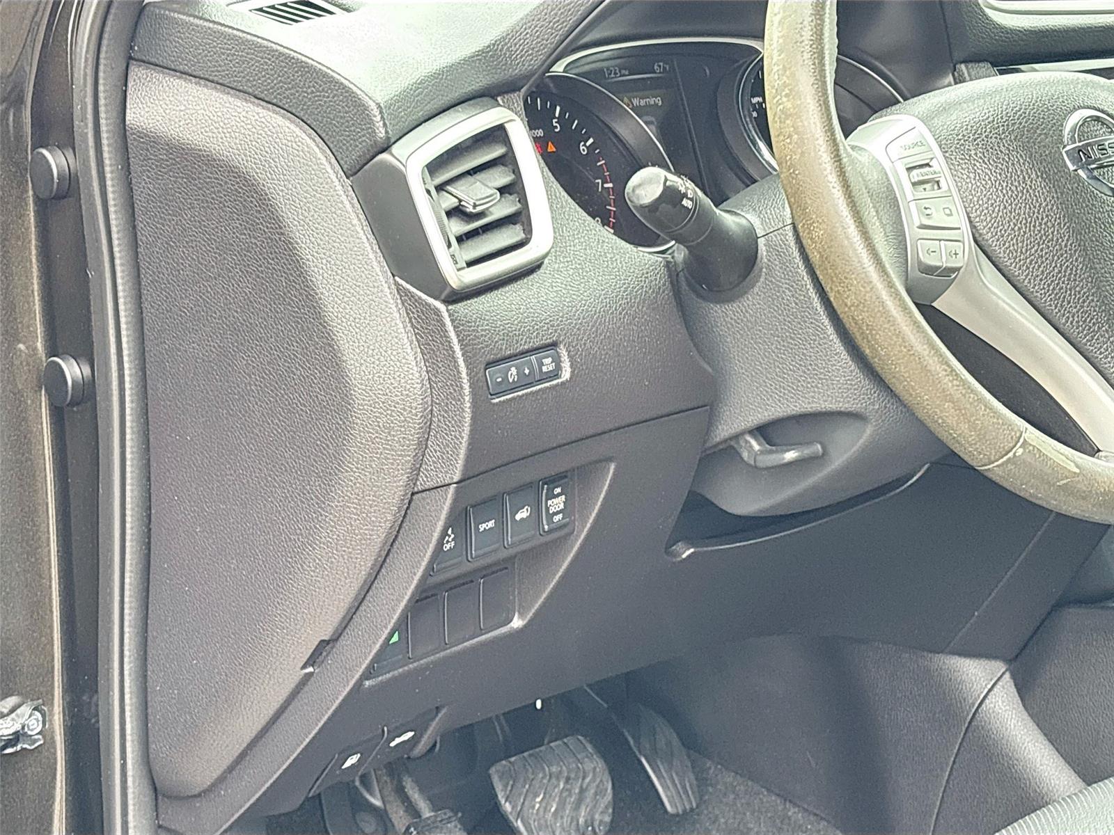 2015 NISSAN ROGUE S/SL/SV