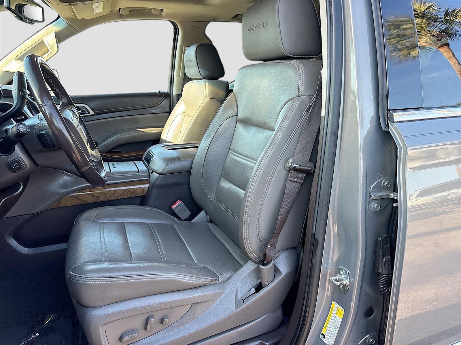 2019 GMC YUKON DENALI XL