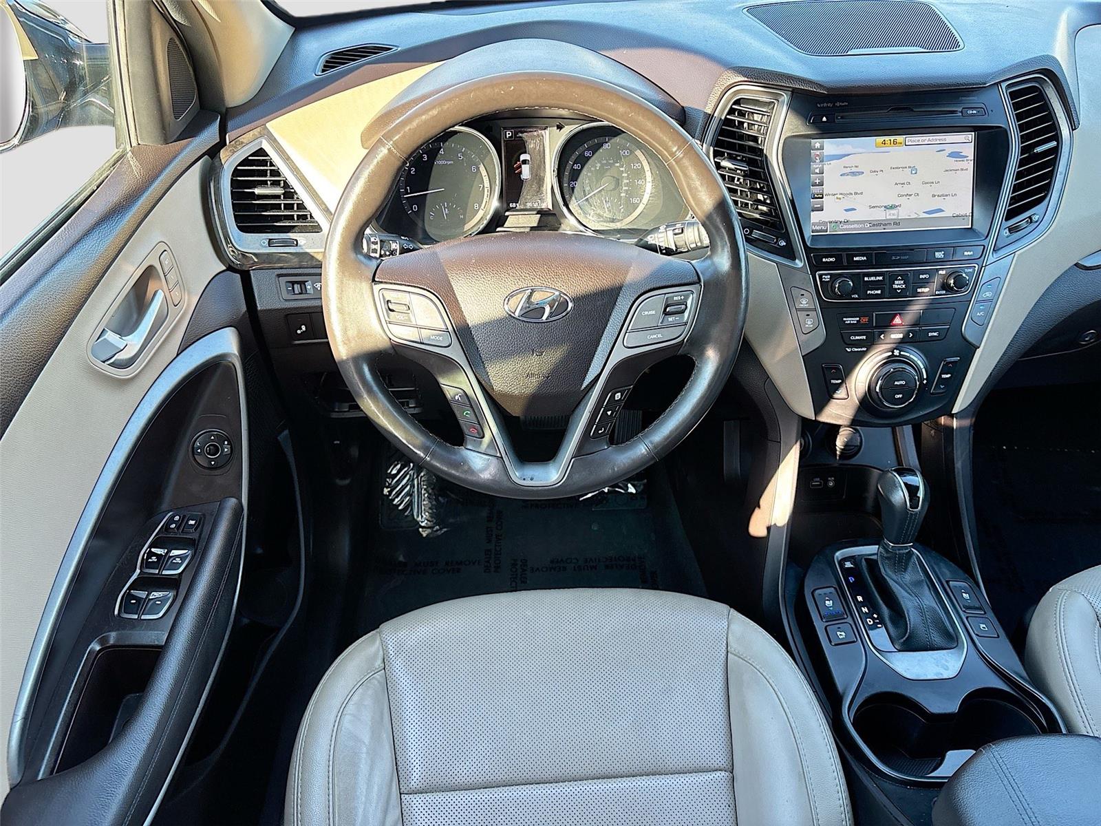 2017 Hyundai Santa Fe Sport 2.0T Ultimate