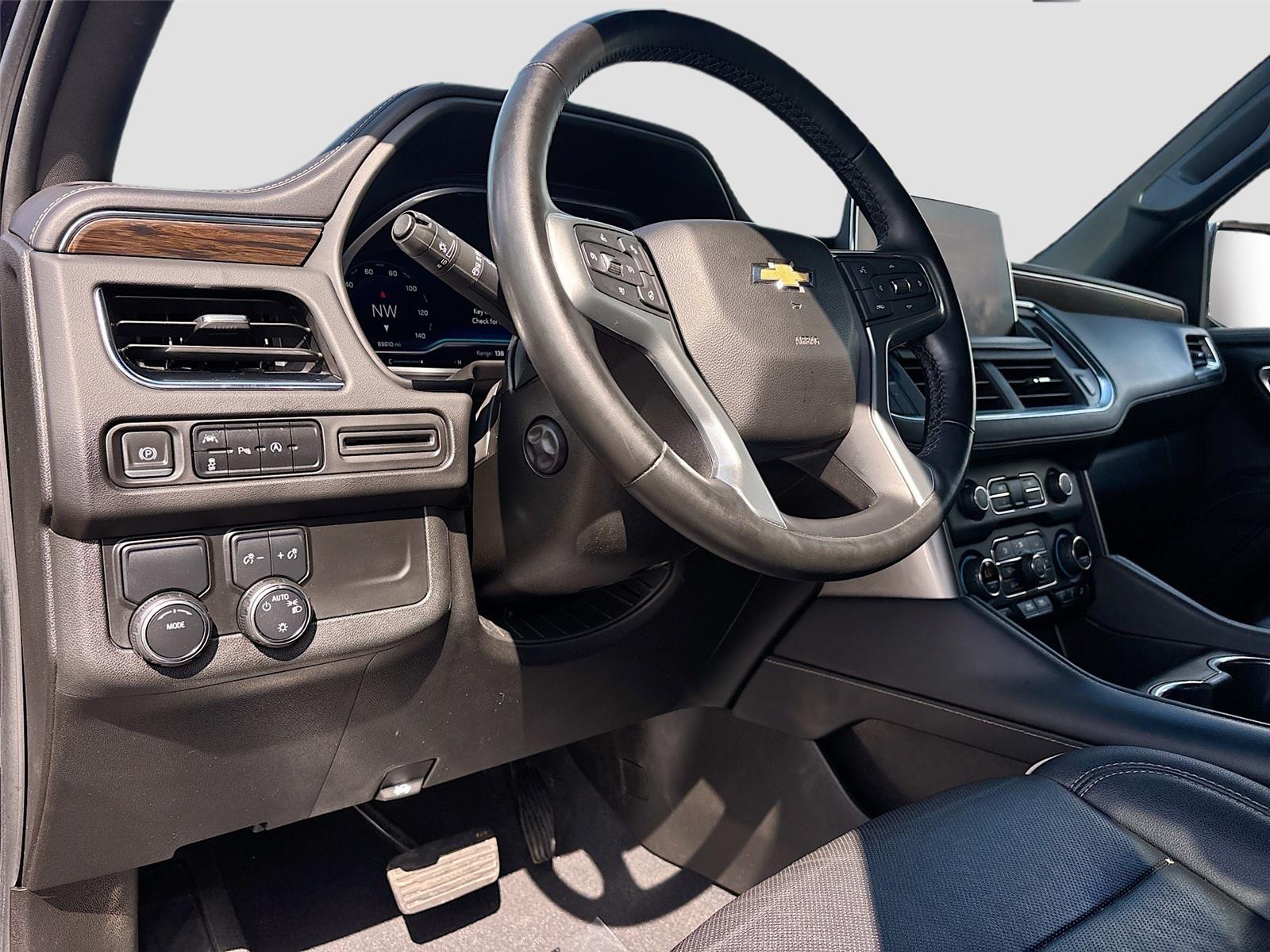 2023 Chevrolet Suburban Premier