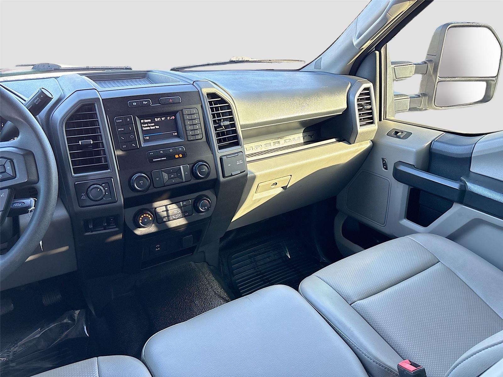 2022 Ford Super Duty F-250 SRW XL