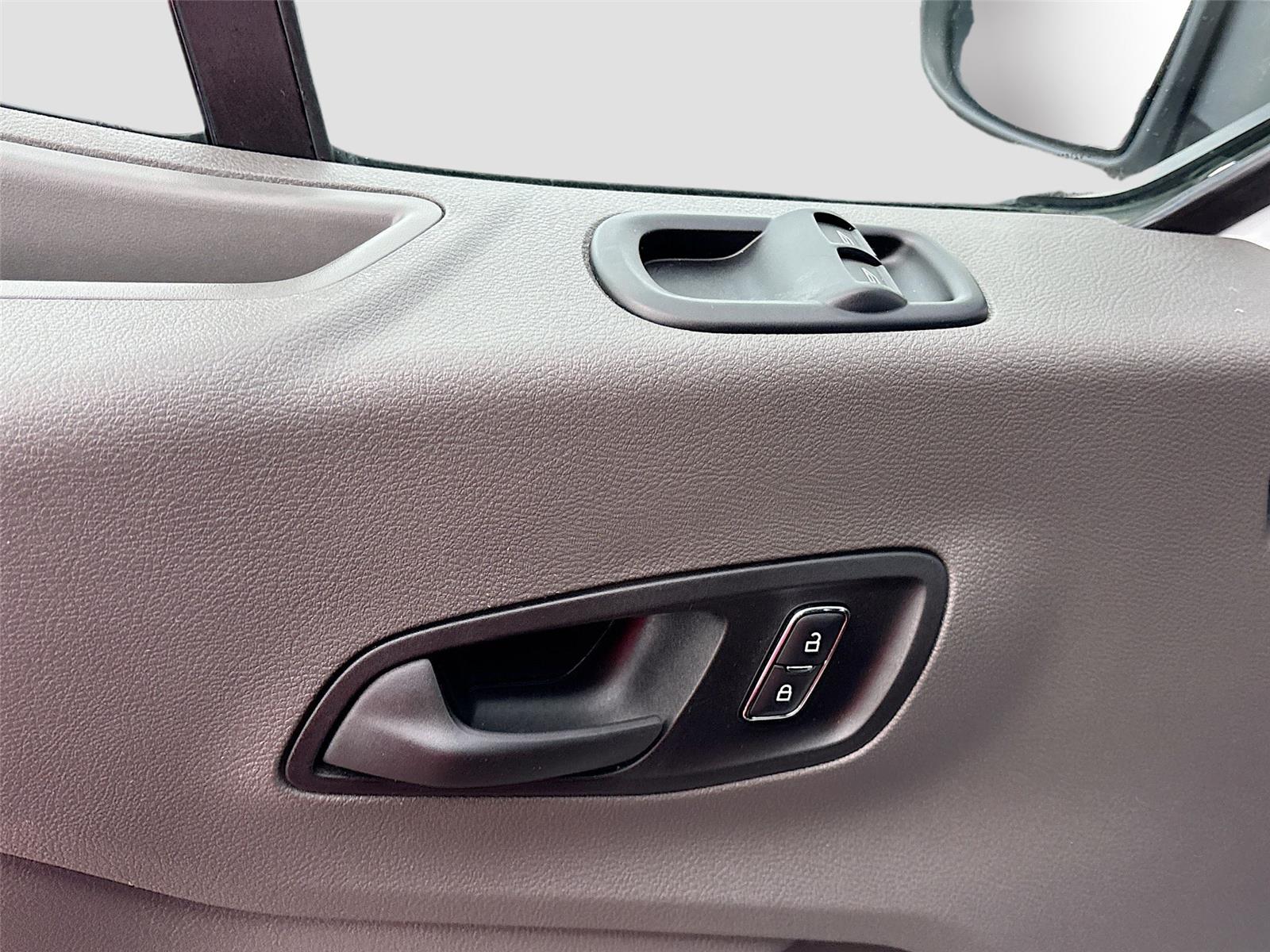 2024 Ford Transit 350 XLT