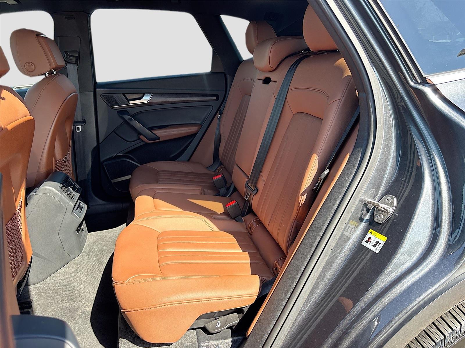 2022 Audi Q5 S line Premium Plus