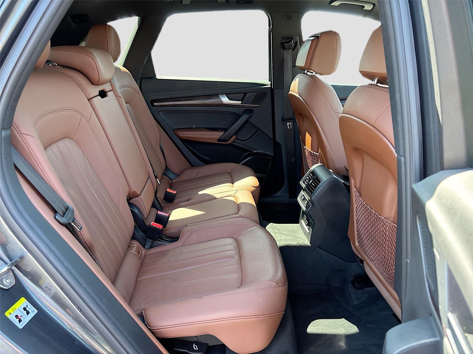 2022 Audi Q5 S line Premium Plus