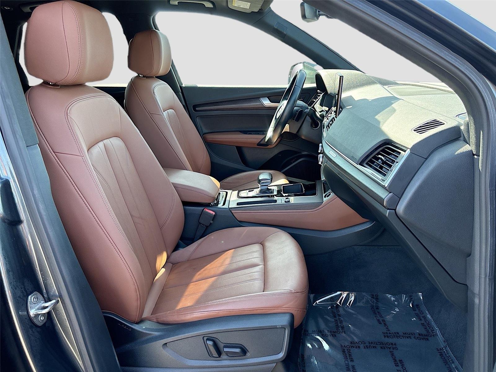 2022 Audi Q5 S line Premium Plus