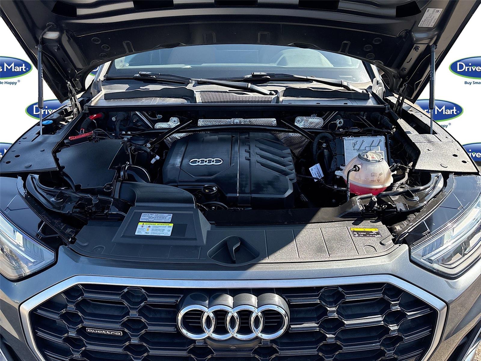 2022 Audi Q5 S line Premium Plus