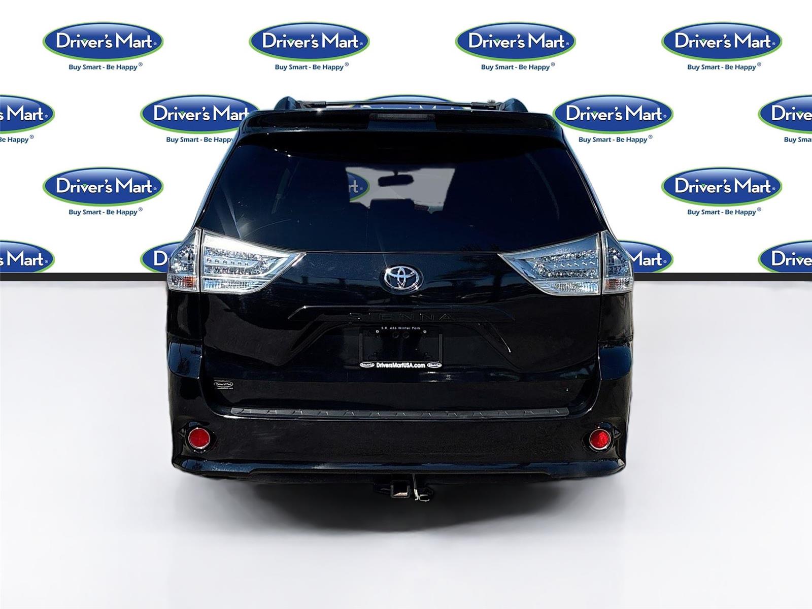 2017 Toyota Sienna SE 8-Passenger