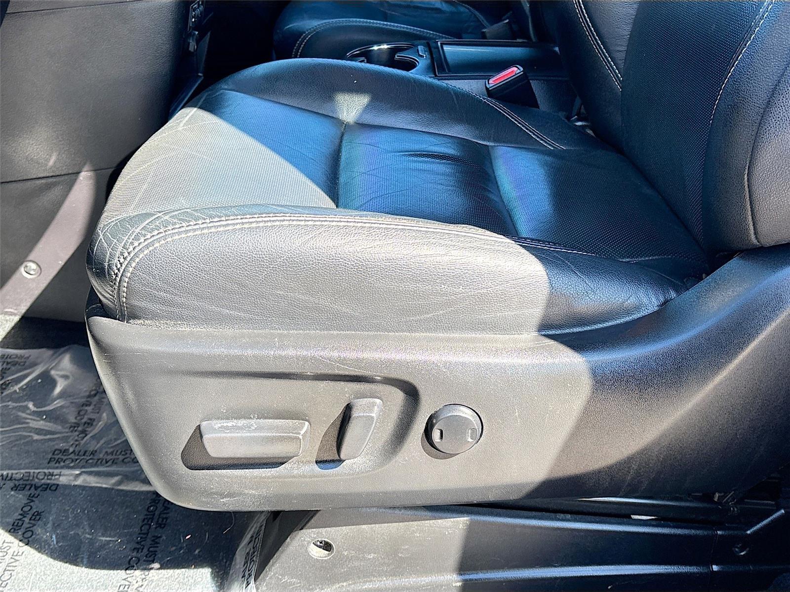 2017 Toyota Sienna SE 8-Passenger