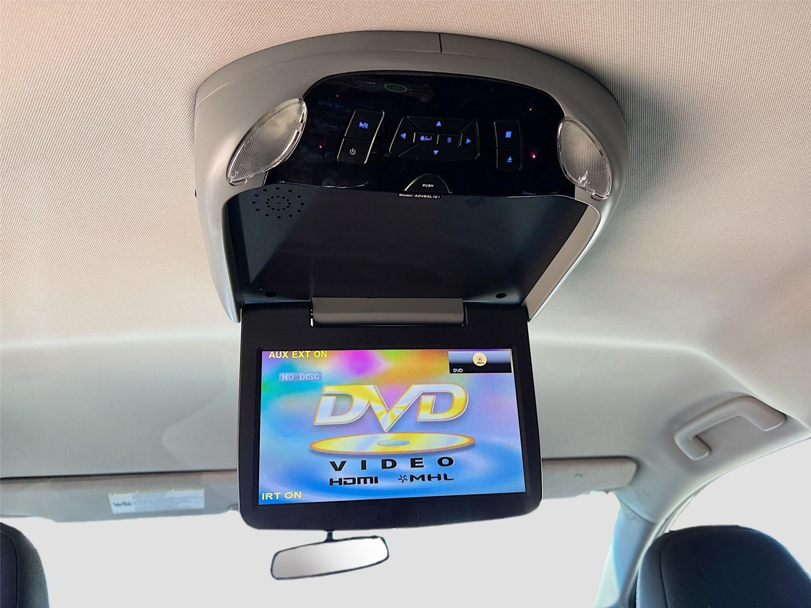 2017 Toyota Sienna SE 8-Passenger